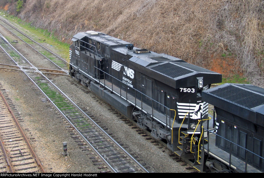 NS 7503